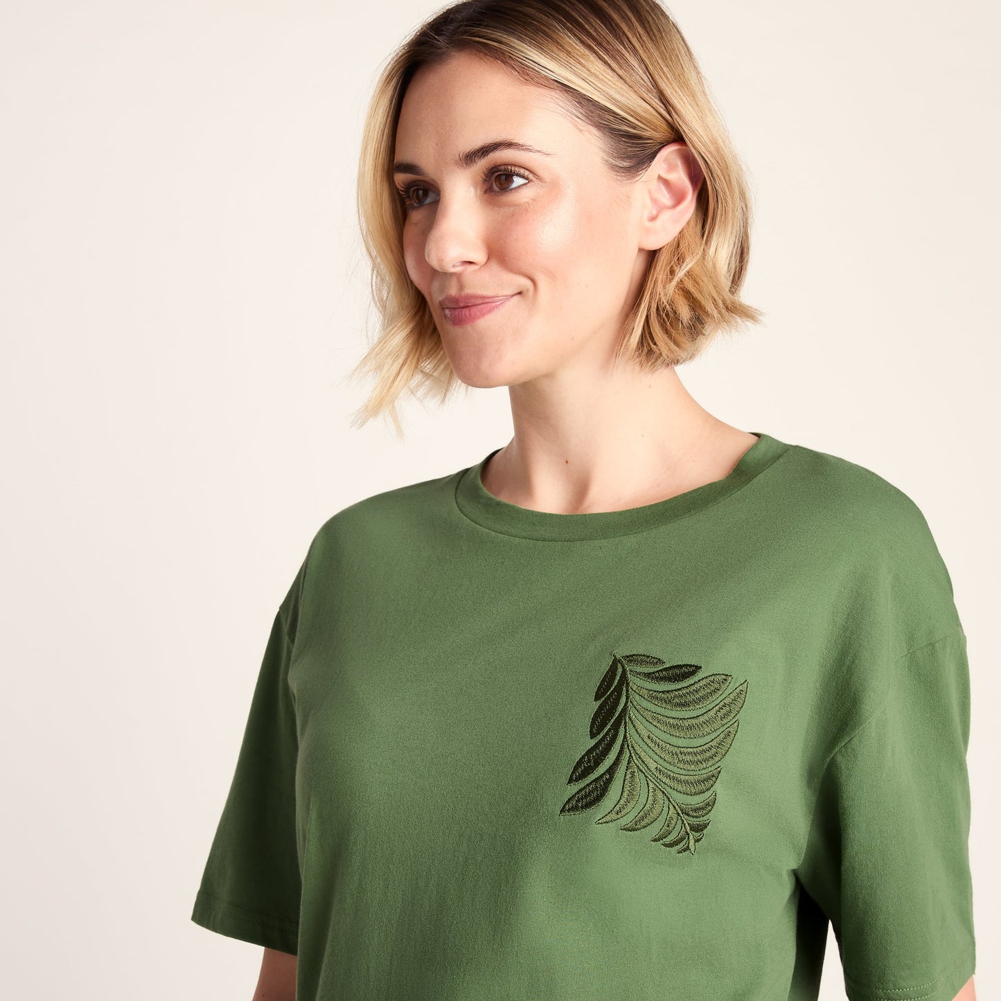 Botanical Womens Relaxed Fit Supersoft T-shirt - Dark Matcha