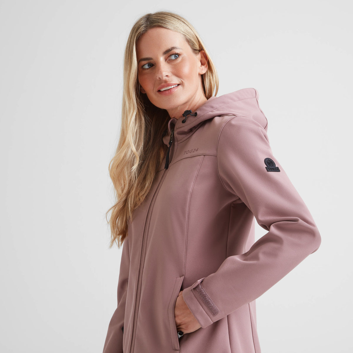 Keld Womens Shower Resistant Hooded Softshell Jacket - Mauve