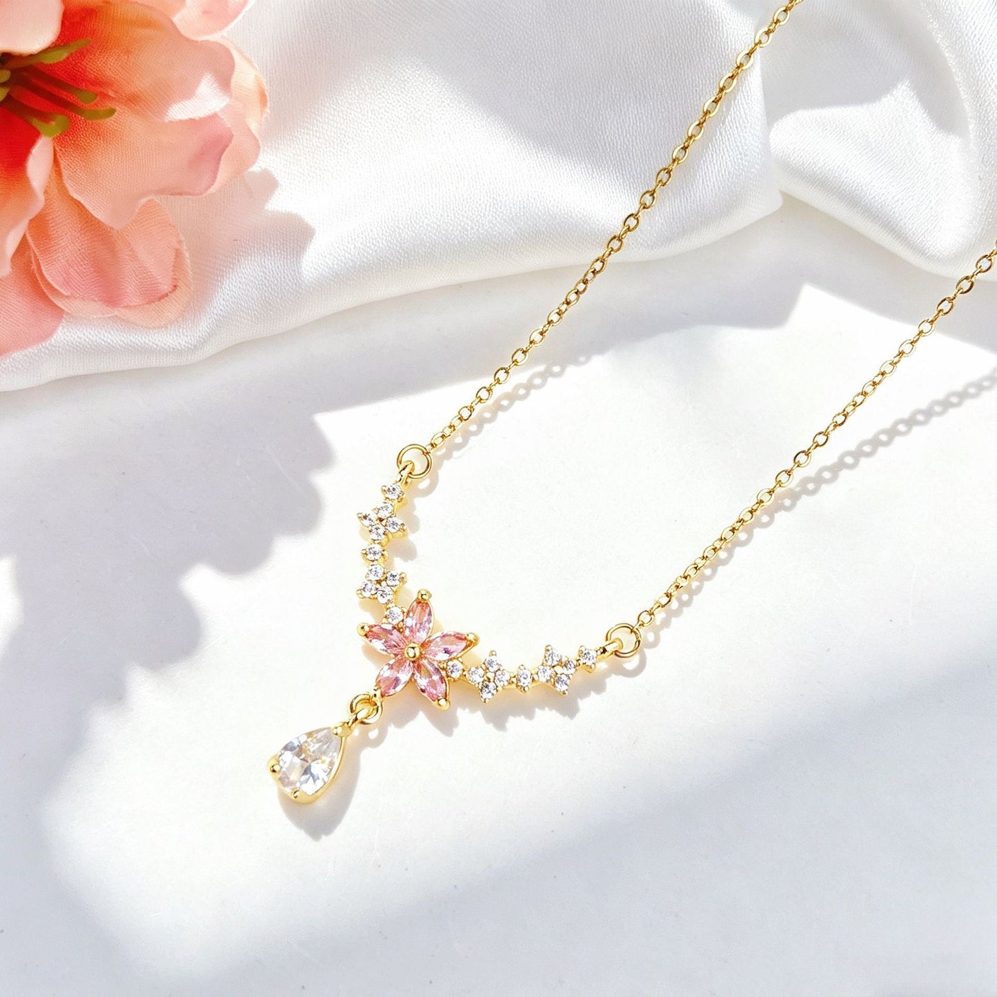 üå∏üåüBridgerton Inspired Floral Necklace