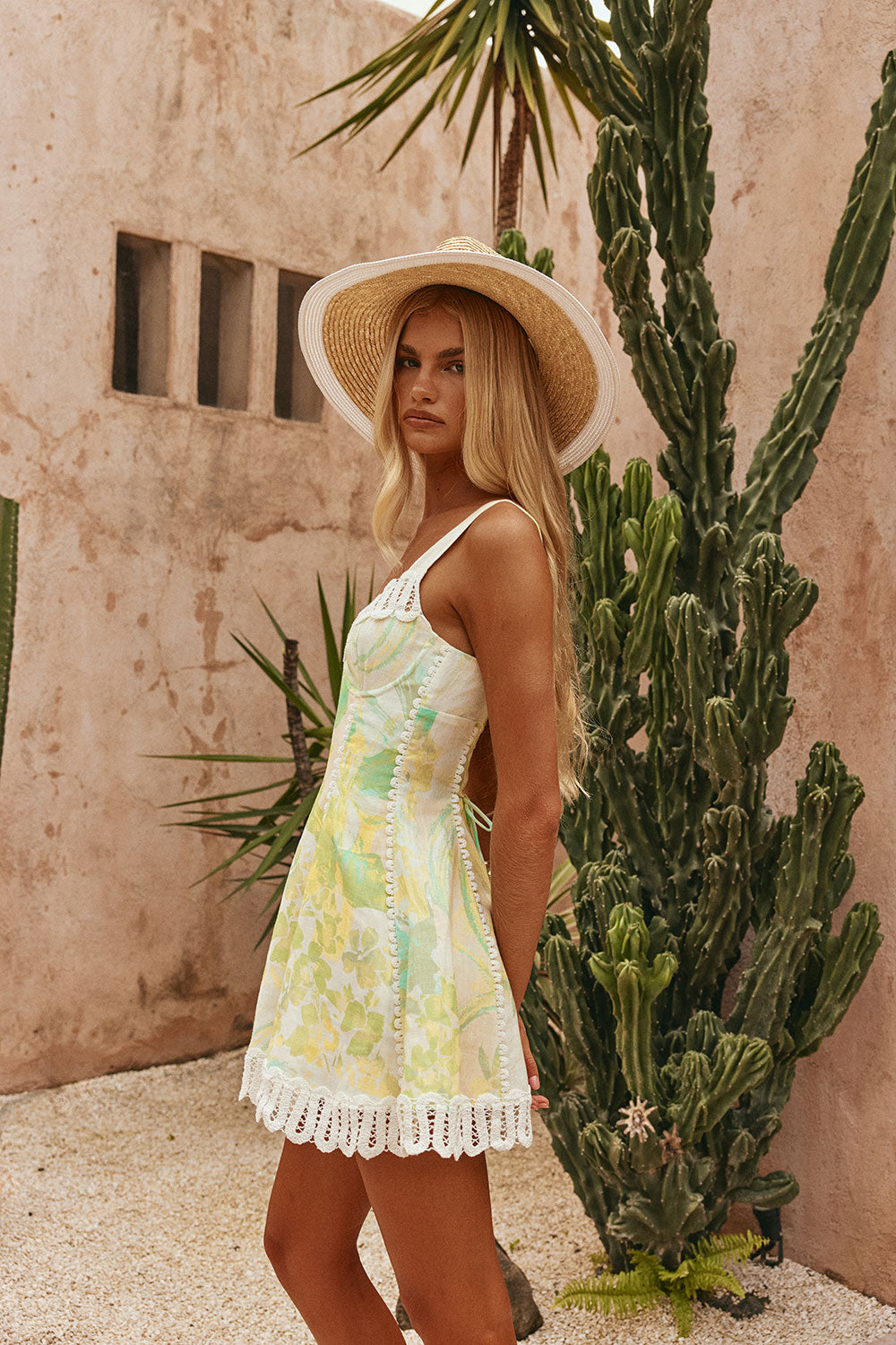 Stelle Dress - Fiore Festivo