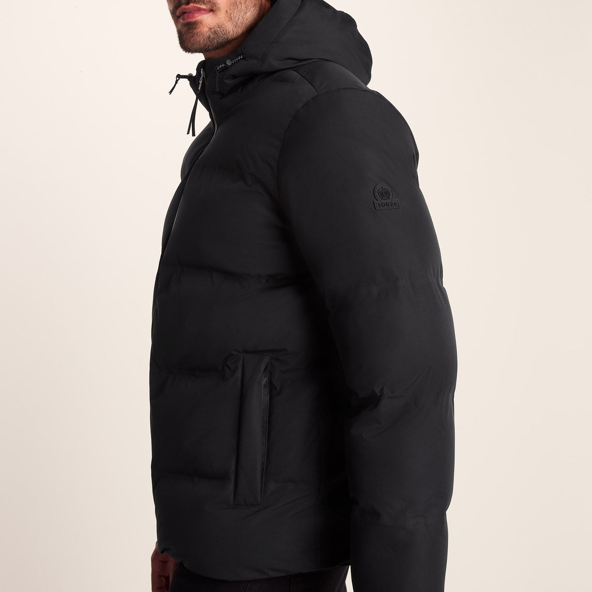 Menka Mens Shower Resistant Insulated Jacket - Black