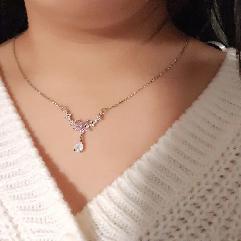 üå∏üåüBridgerton Inspired Floral Necklace