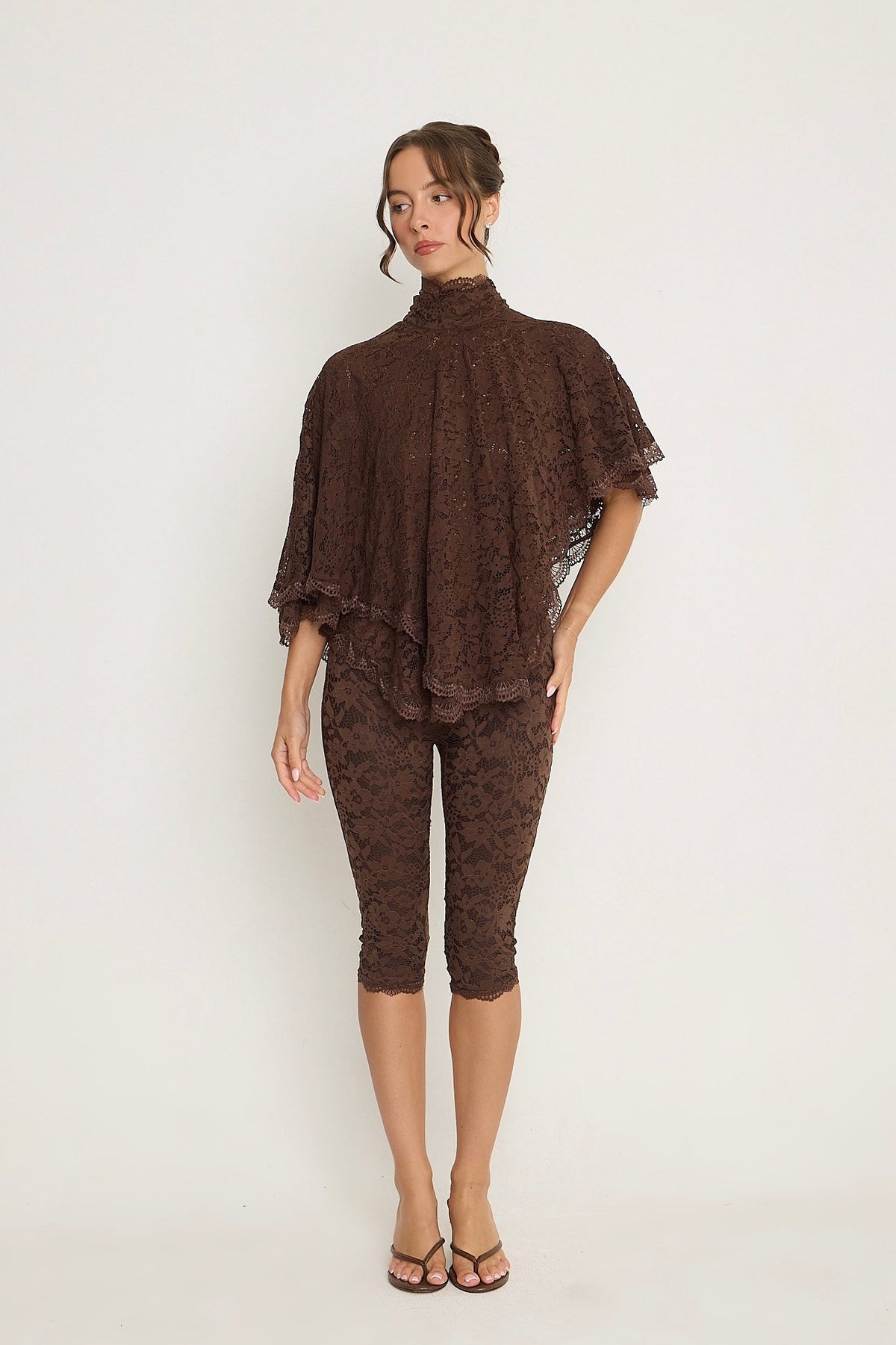 Sophia Lace Capris | Brown