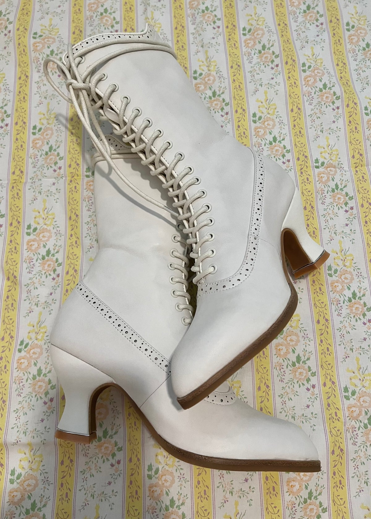 Victorian romance boots (new added colors)