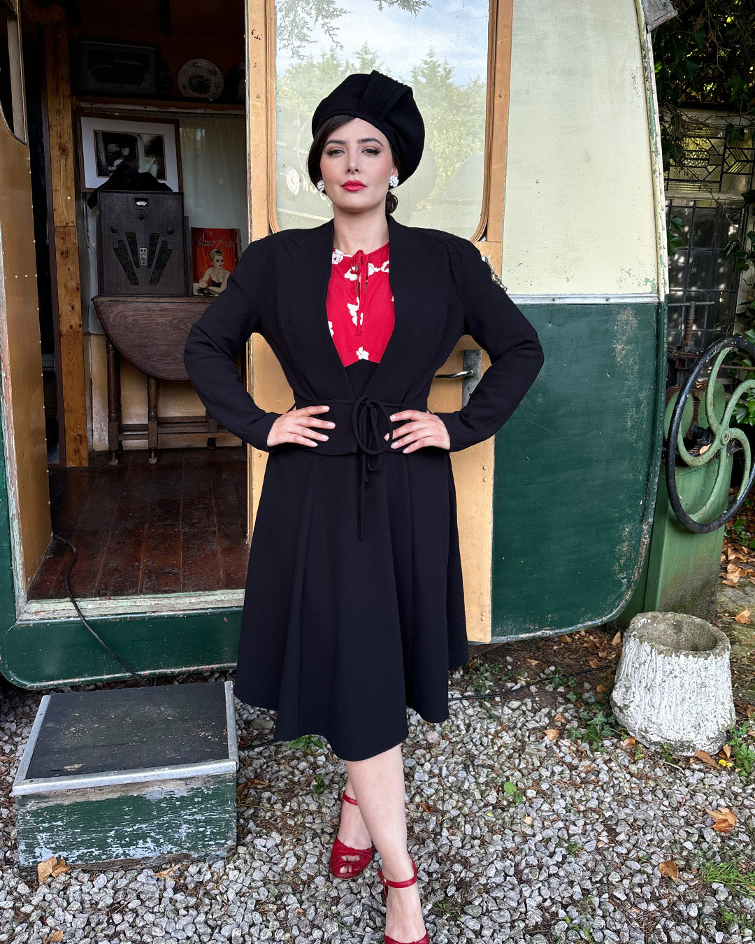 1940s Stanwyck Jacket - Black