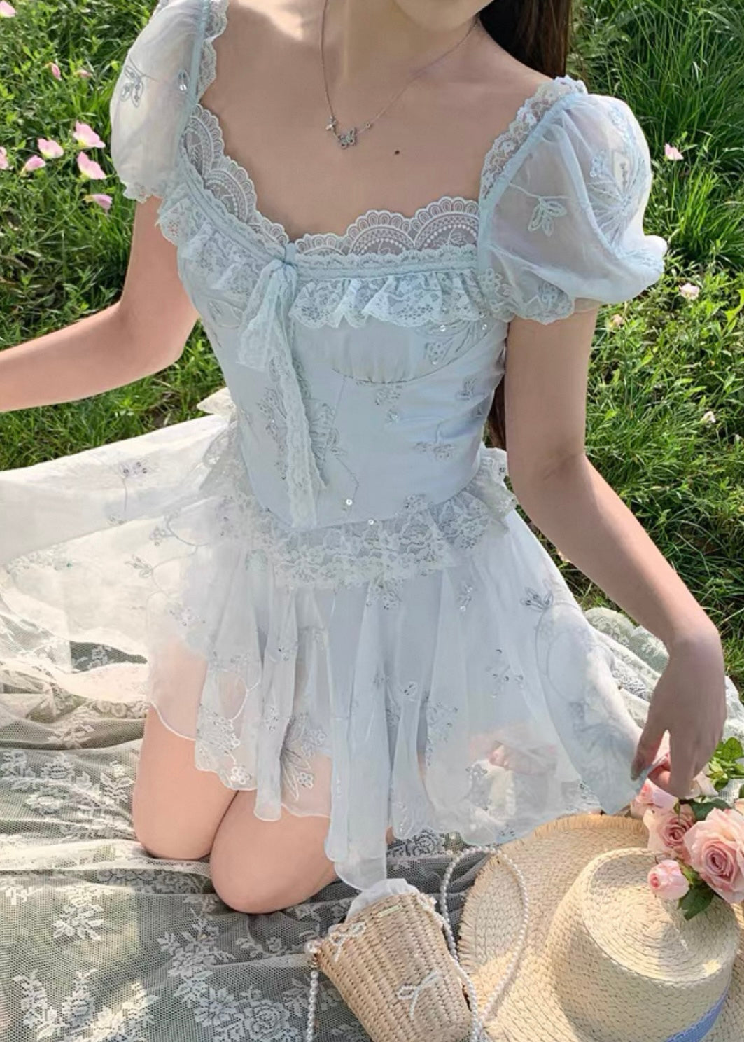 Lightly bloom ensemble