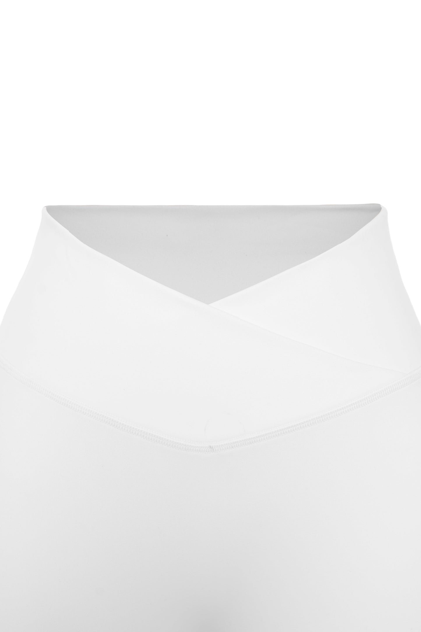 Zoe Scrunch Shorts - White