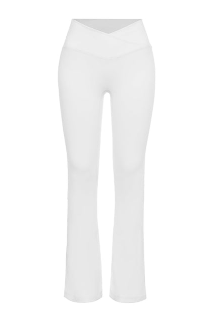 Zoe Petite Scrunch Flare Leggings - White