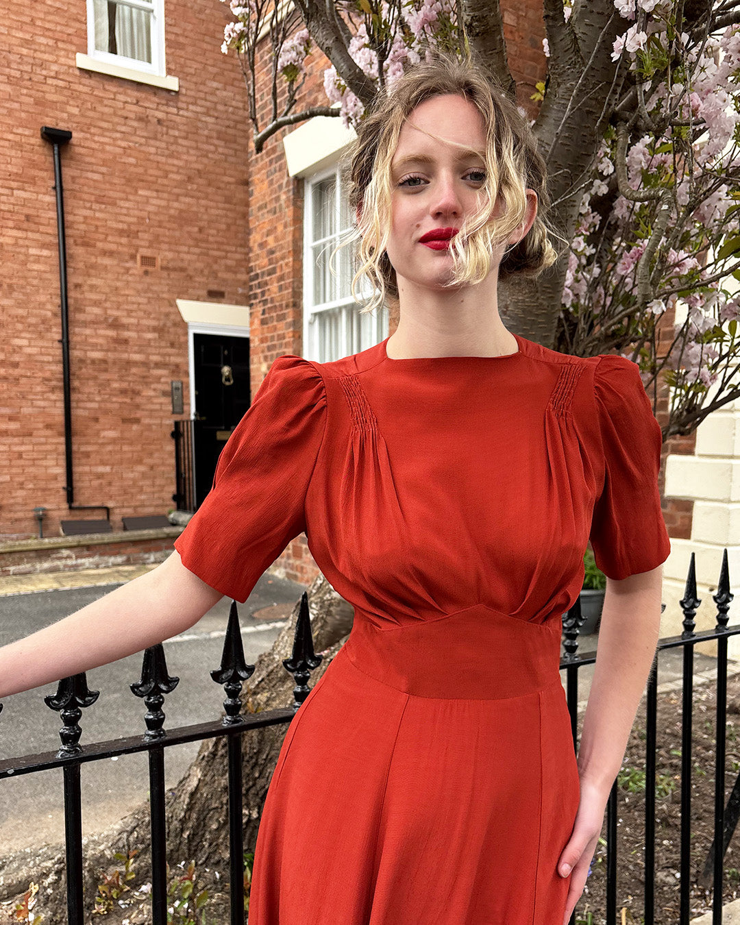 1940s 'Girl Friday' Tea Dress - Rust