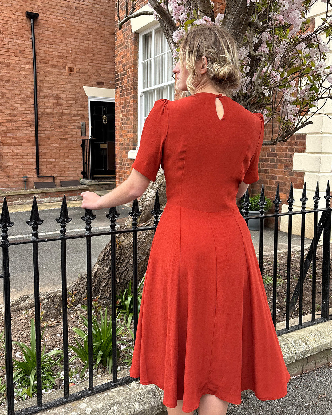 1940s 'Girl Friday' Tea Dress - Rust