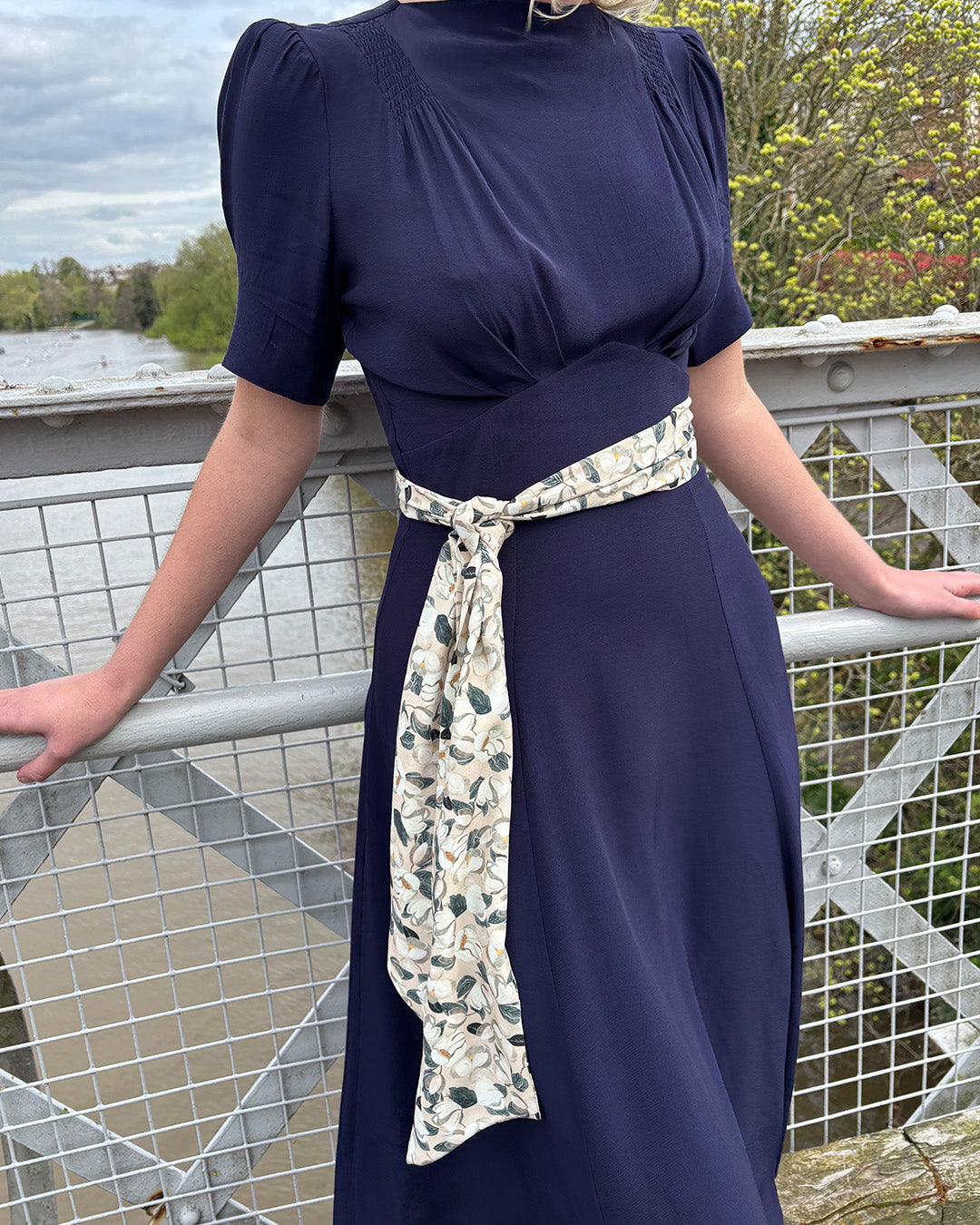 1940s 'Girl Friday' Tea Dress - Navy