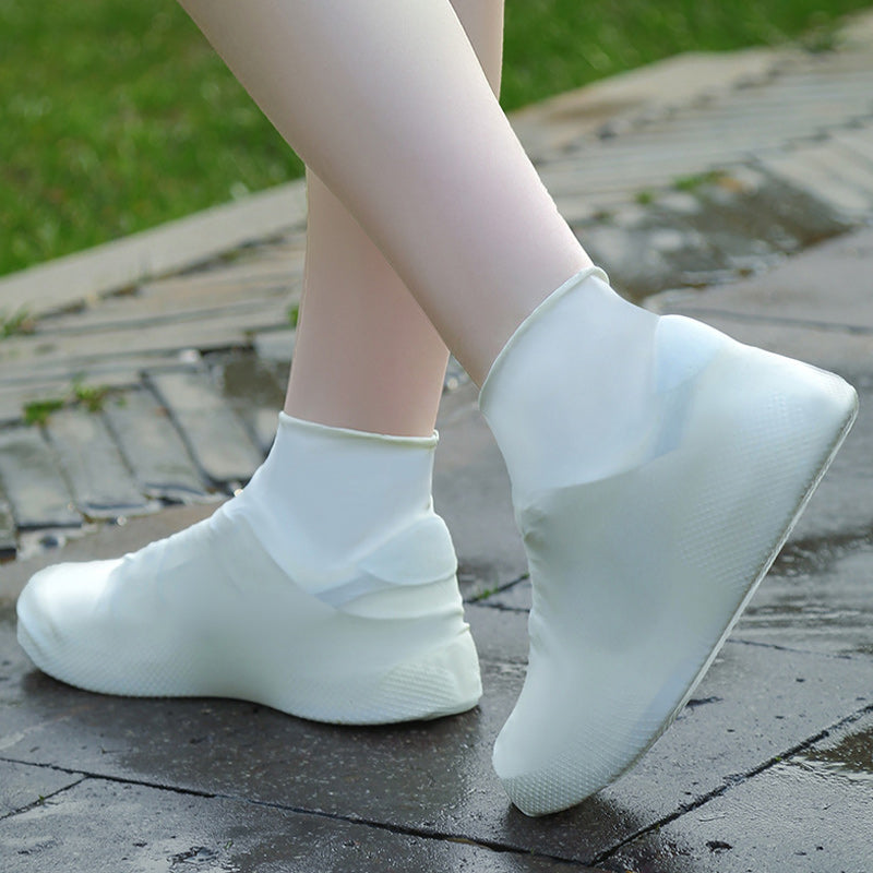 üì¢üì¢40% OFF !! ‚è∞ Waterproof Rain Shoe Cover ‚Äì Non-slip sole & easy on/off ‚Äì Reusable, perfect for wet weather or muddy walks ‚Äì fits most shoes, keeps feet dry üåßÔ∏è
